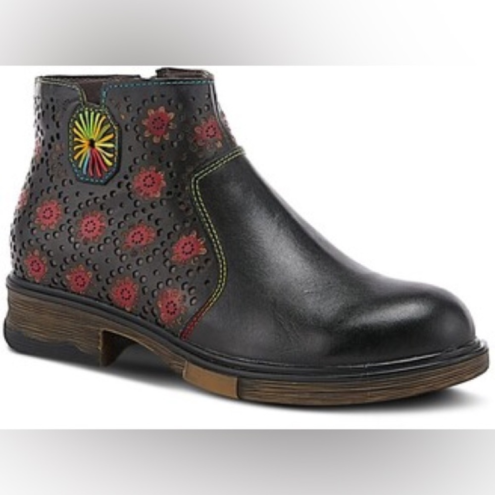 L’Artiste StarisBorn Booties size 37